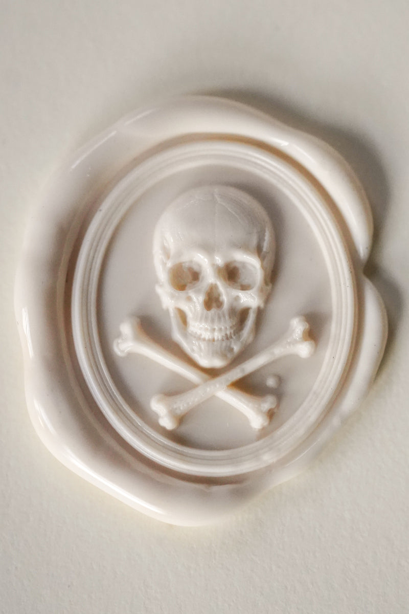 Skull and Crossbones Seal Mini