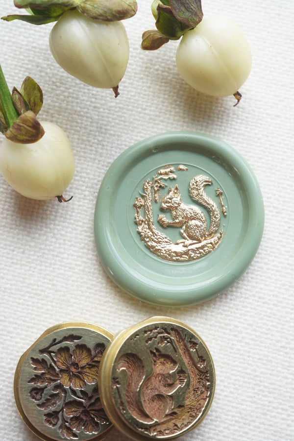 Squirrel Oak Wreath Penny